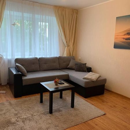Tammsaare 26 Apartments Parnu Exterior photo